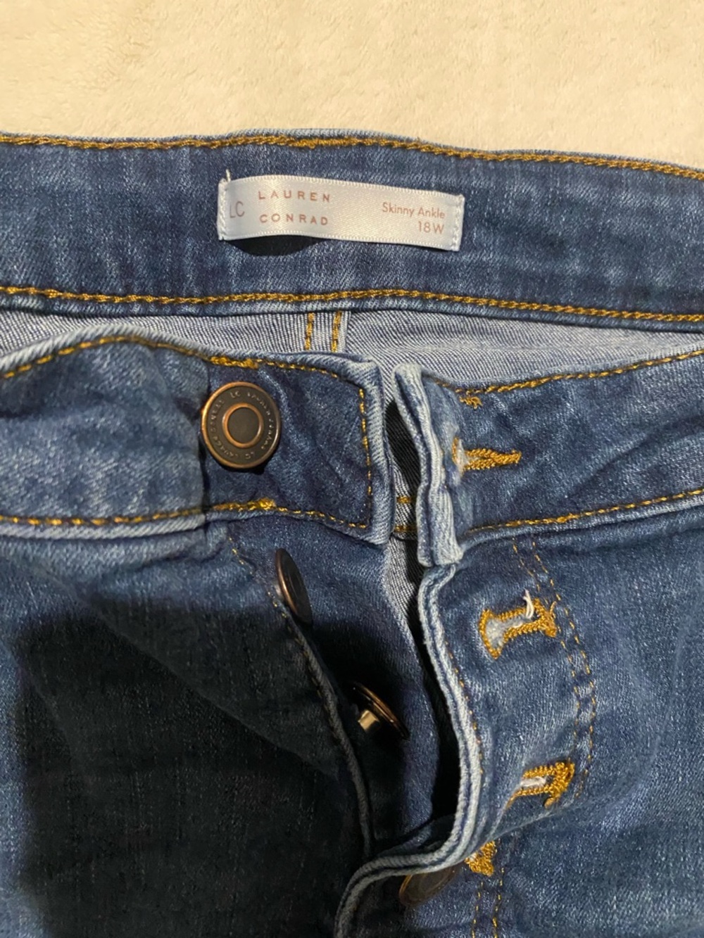 LC Lauren Conrad Dark Blue Cropped Ankle Jeans - Picture 2 of 3